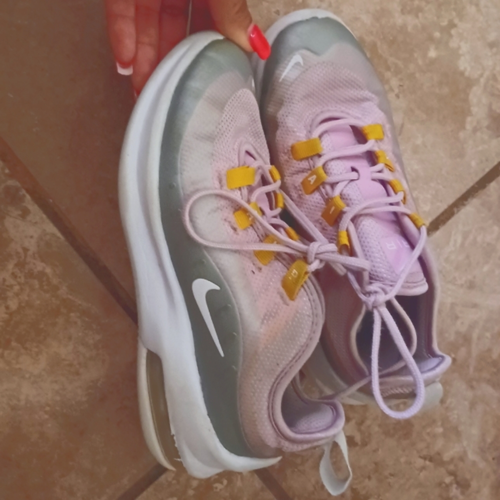 Girl Nike Shoes